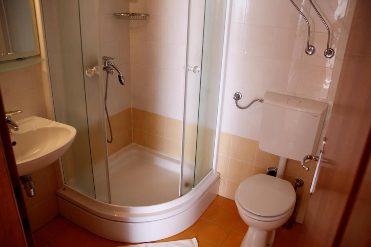 Apartments Culjak Rab Rab Town Szoba fotó