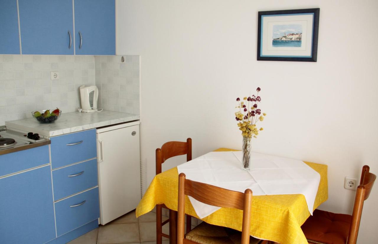 Apartments Culjak Rab Rab Town Szoba fotó